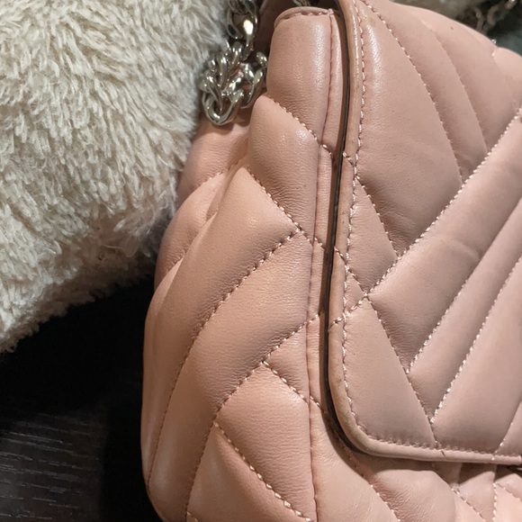 Michel kors pink crossbody bag - Picture 3 of 7